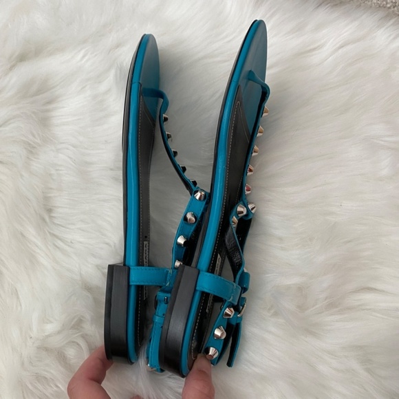 Balenciaga Caraibe Thong Studded Sandal. Pacifique. EU 39.5 - Picture 4 of 11
